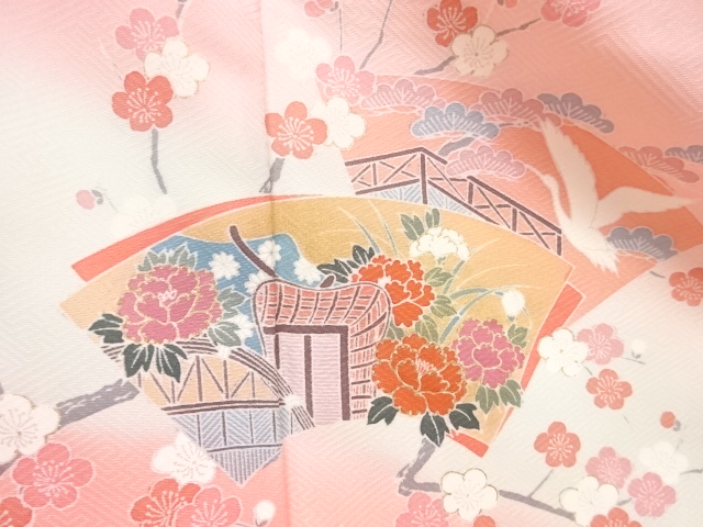  地紙に鶴・草花模様訪問着